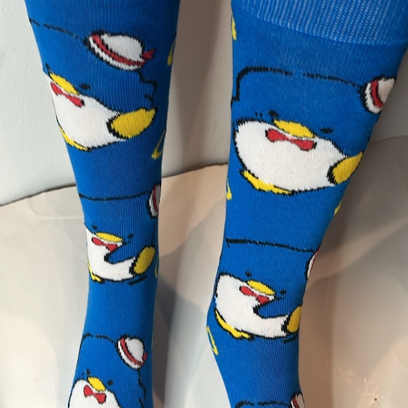 ♥️ Hello Kitty Sanrio Tuxedo Sam The Penguin NWT - Picture 7 of 8